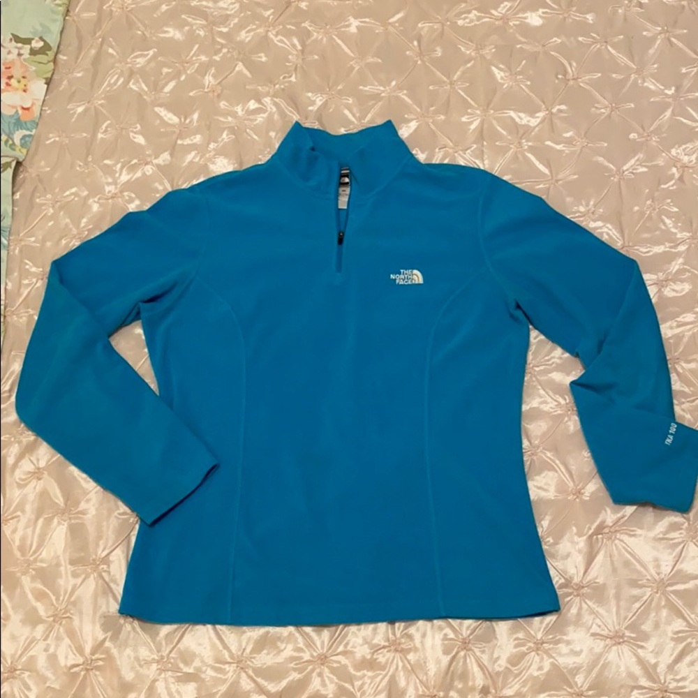The North Face :: Blue Fleece Pullover